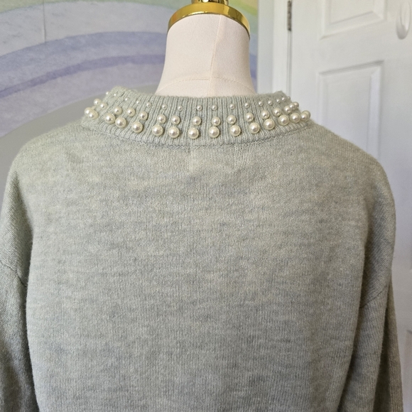H&M | XS | Pearl Beaded Collar Sweater - Picture 6 of 10